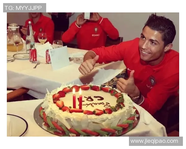 足球明星因玩手机被小孩质疑引发热议引发社会对偶像行为的讨论